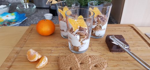 Weihnachtliches Schichtdessert