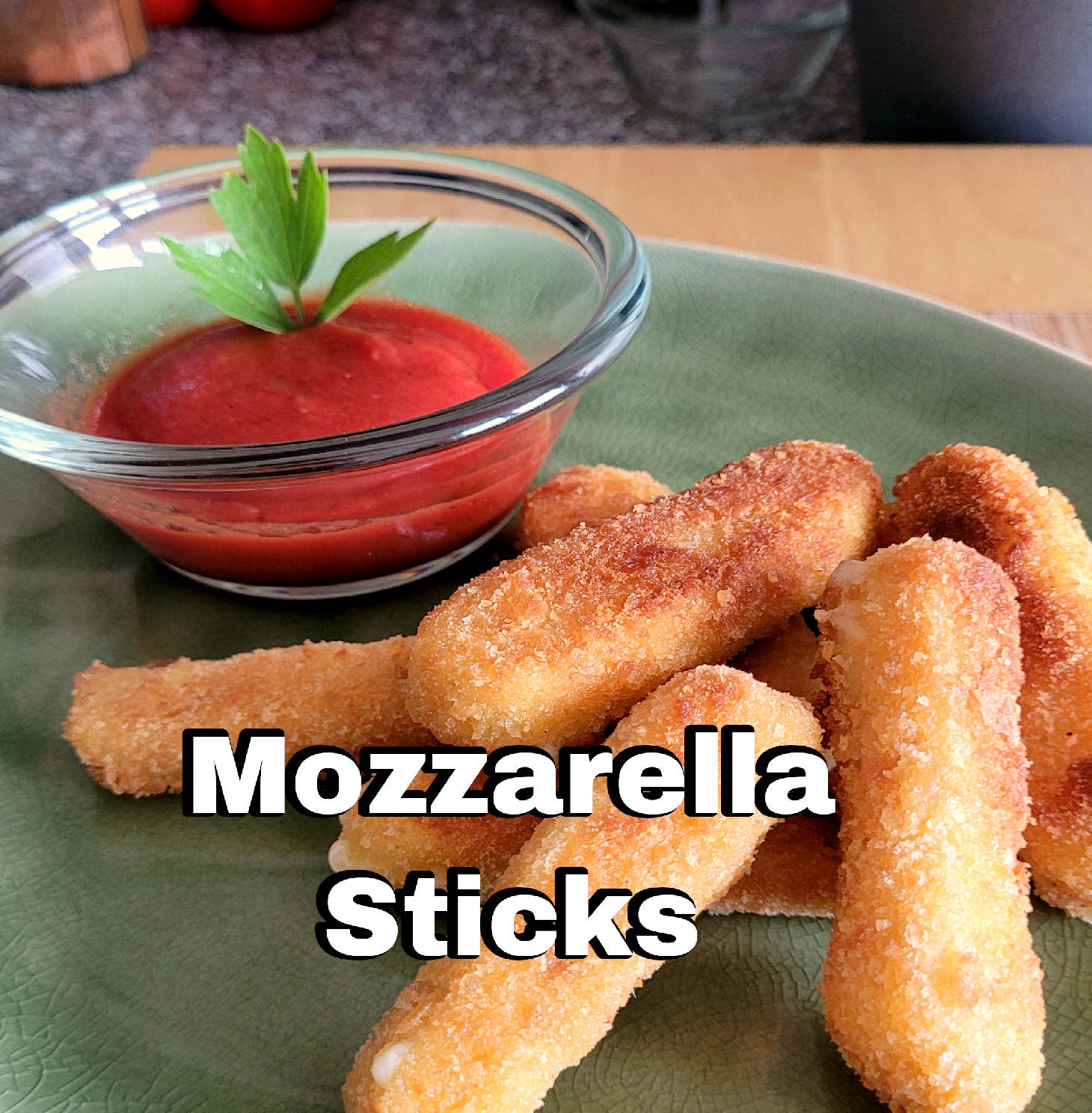 Knusprige Mozzarella-Sticks mit würzigem Tomaten-Dip – Meiers Kochtipps