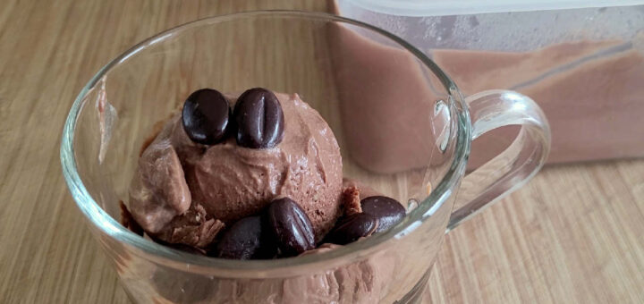Schokoladen Kaffee Eis ohne Eismaschine Rezept